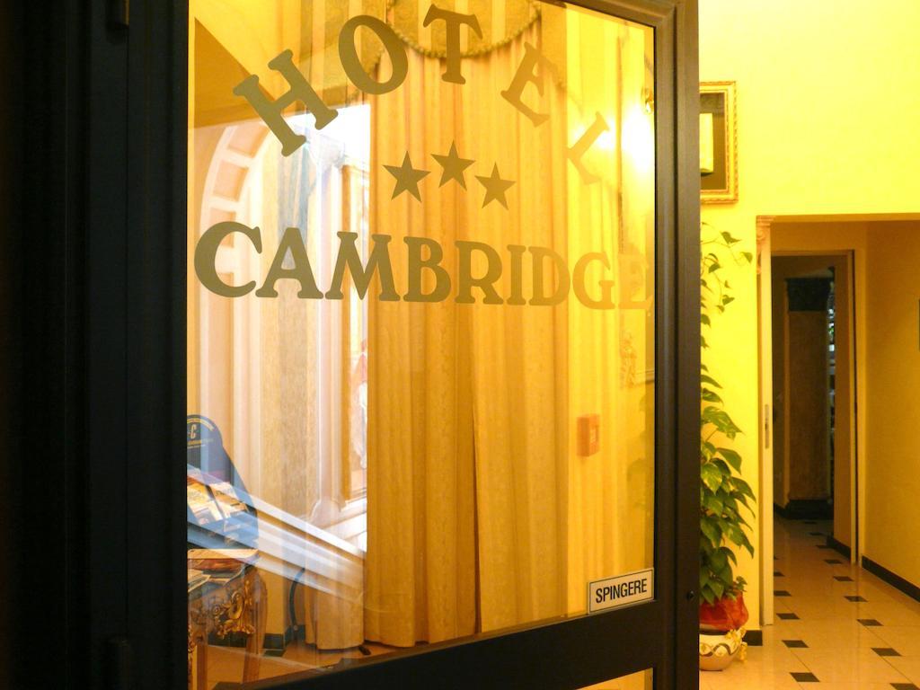 Cambridge Hotel Rzym Zewnętrze zdjęcie